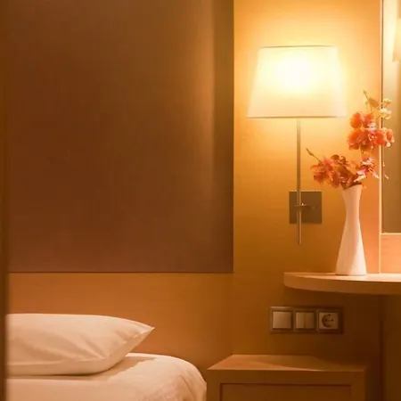 Hotel Four Season Colorado Hotel (Adults Only)
