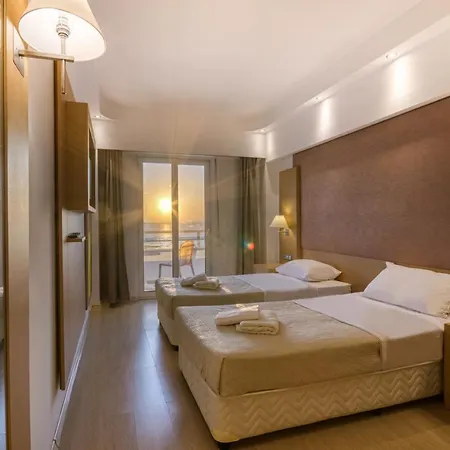 Four Season Colorado Hotel (Adults Only) 2*