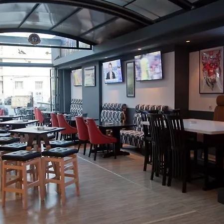 酒店 Four Season Colorado (adults Only) 2*